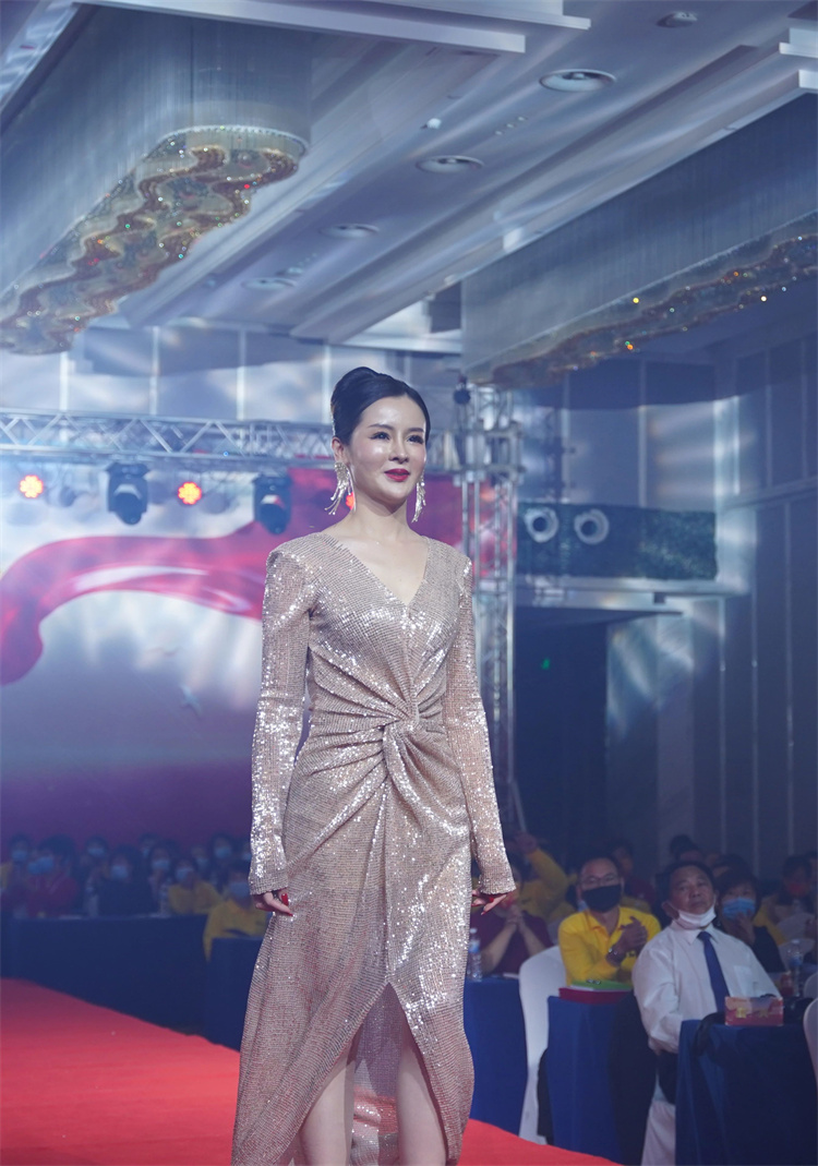 1675910708335913.jpg 4.jpg