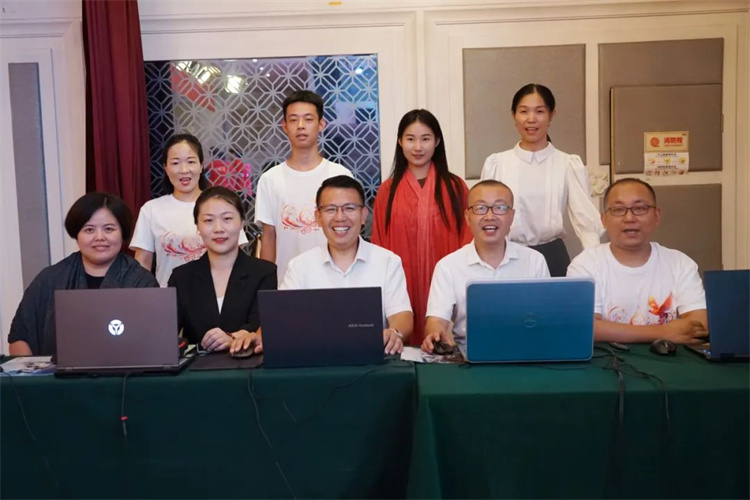 1692244699793536.jpg 64.jpg