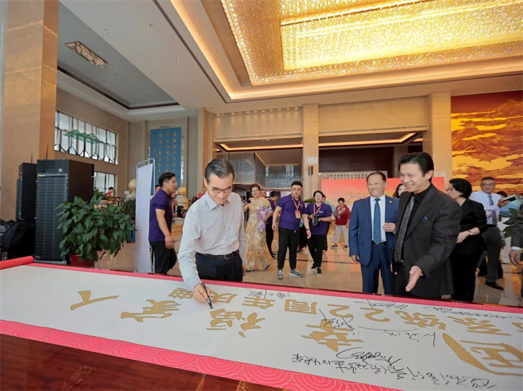 1697609058614639.jpg 11.jpg