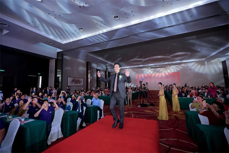 1697612194129446.jpg 150.jpg