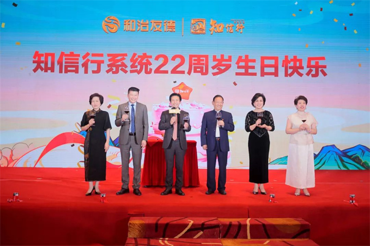 1697613593975845.jpg 198.jpg