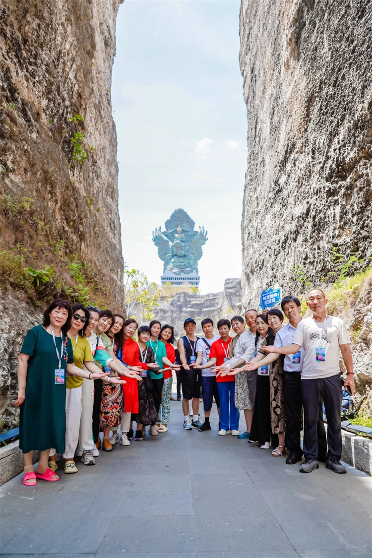 1701744428447514.jpg 34.jpg