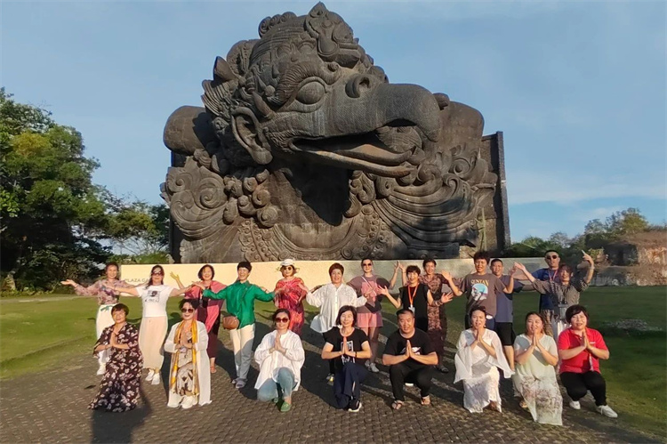 1701744461139674.jpg 37.jpg