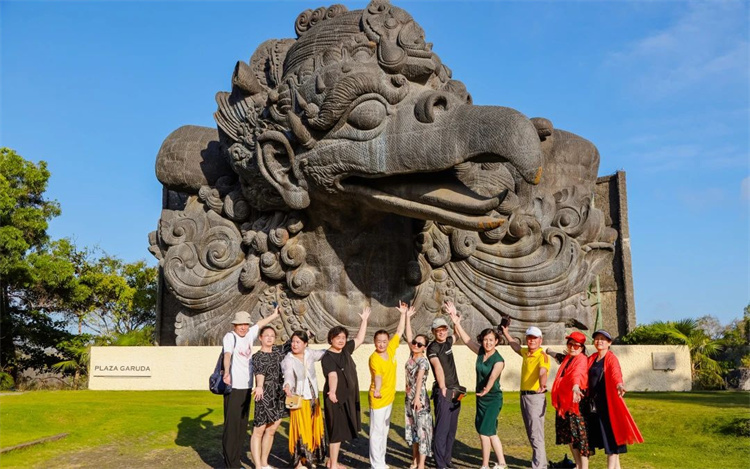 1701744513214777.jpg 43.jpg