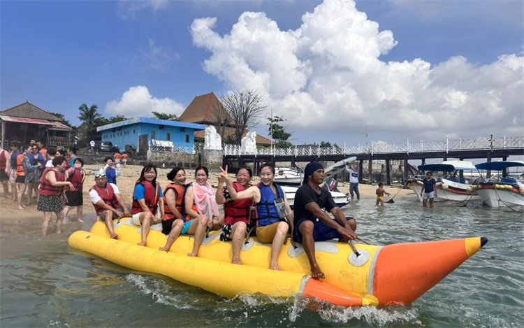 1701745430393302.jpg 64.jpg