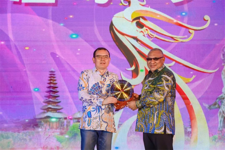 1701746618705735.jpg 100.jpg