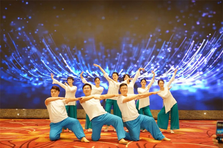 1703215356215932.jpg 71.jpg