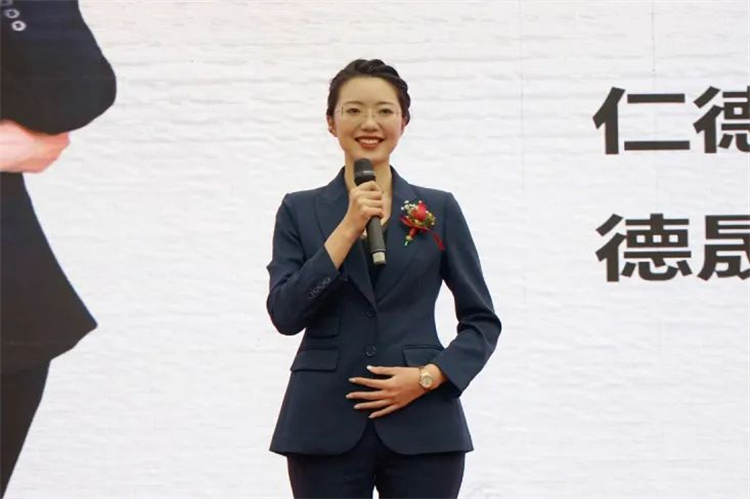 1704357769392477.jpg 50.jpg