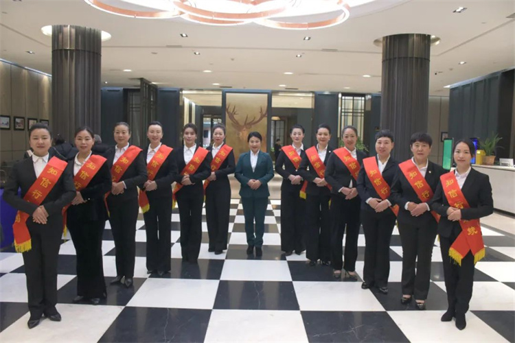 1704358712670287.jpg 75.jpg