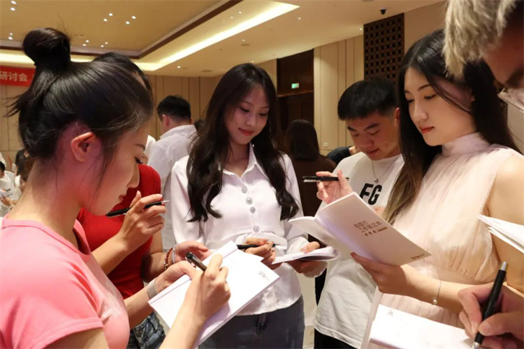 1728957506315257.jpg 4.jpg