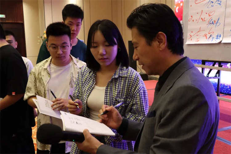 1728957541126175.jpg 8.jpg