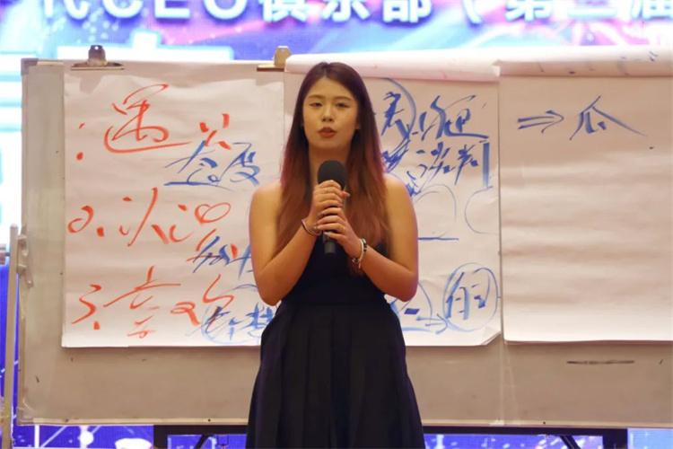 1728957686655851.jpg 18.jpg