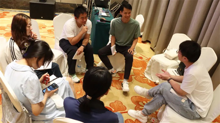 1728958195583405.jpg 50.jpg