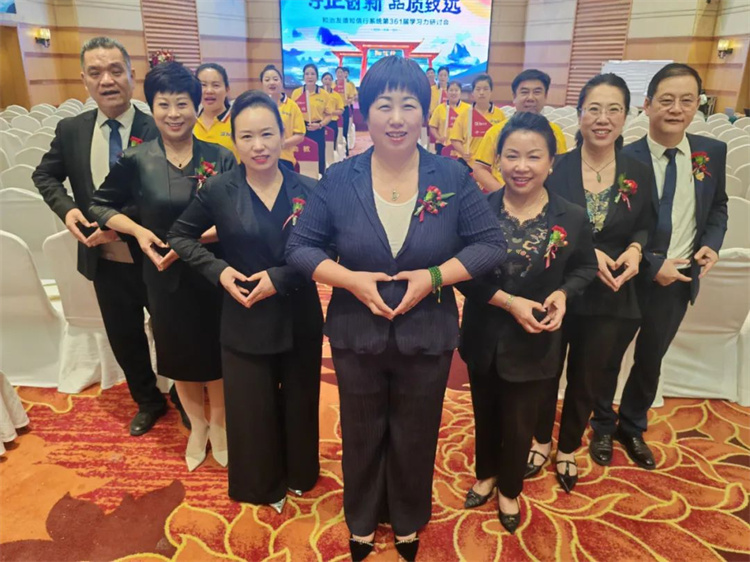 1728979060371706.jpg 9.jpg