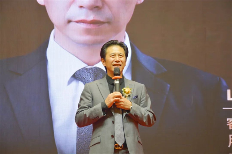 1728979188274932.jpg 15.jpg