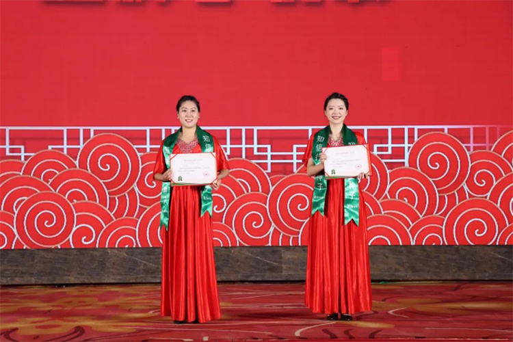 1739328710515382.jpg 4.jpg