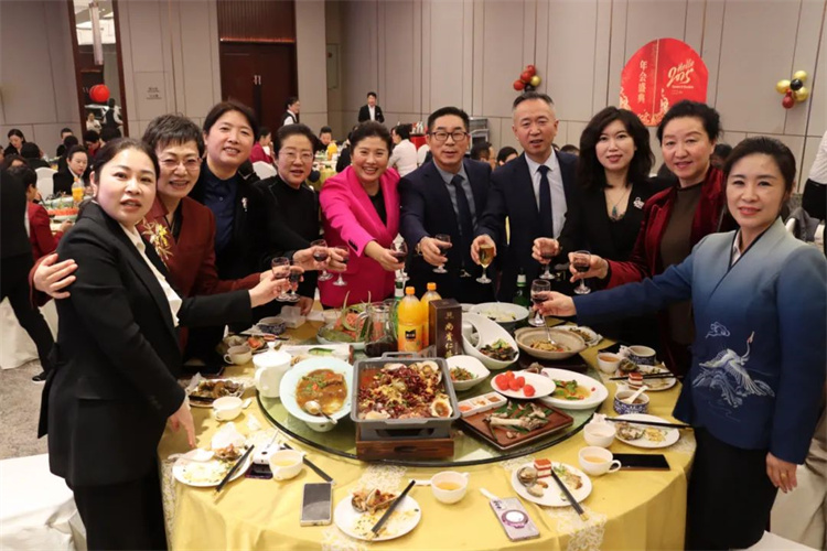 1739585765727544.jpg 23.jpg