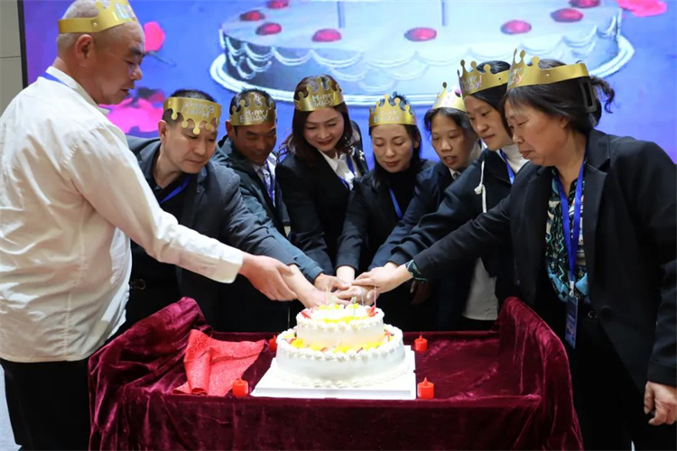 1745046136936197.jpg 76.jpg