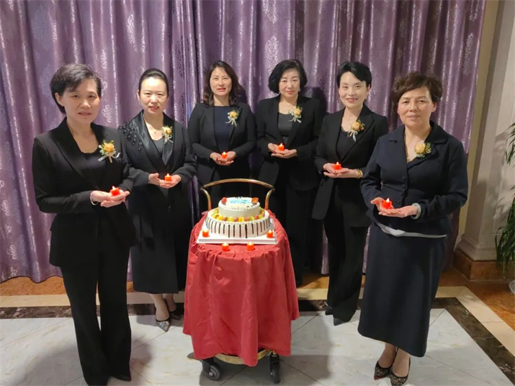 1747988538659439.jpg 76.jpg