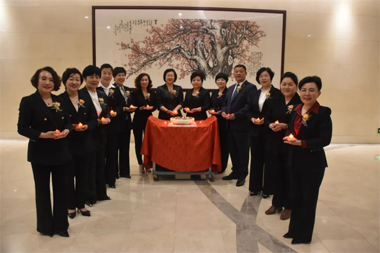 1747988548475445.jpg 77.jpg