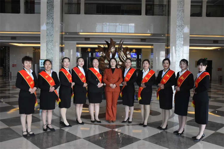 1747988932211864.jpg 108.jpg