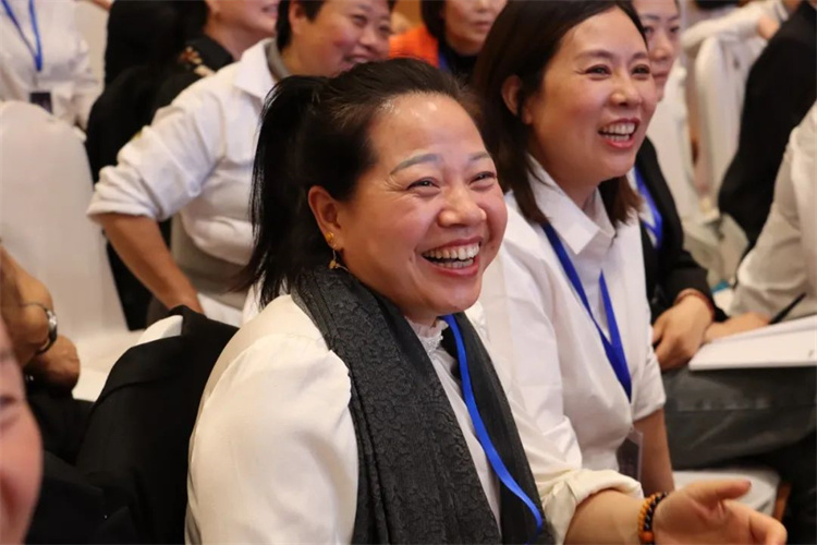 1747989008220737.jpg 114.jpg